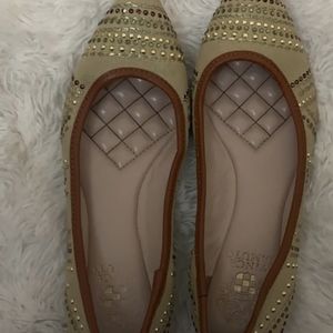 Vince Camuto ballet flats